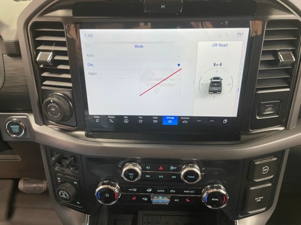 New 2025 Ford F-150 XLT Truck