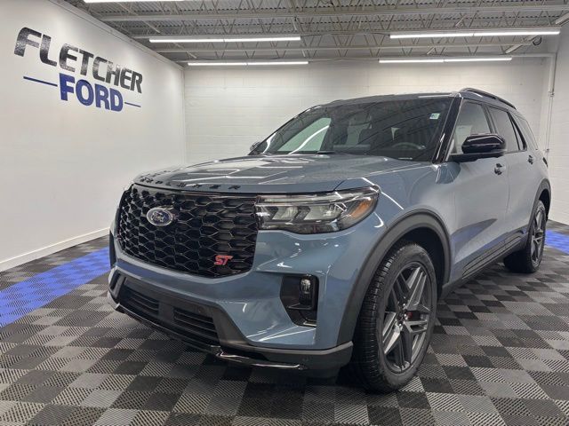 2026 Ford Explorer ST 4WD's photo