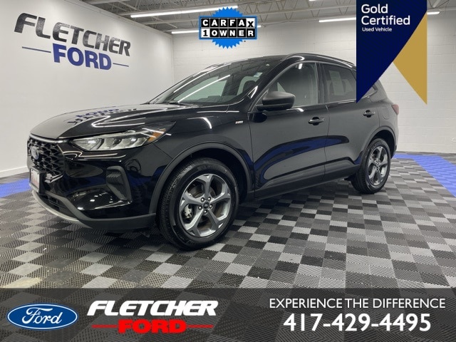 2025 Ford Escape ST-Line's photo