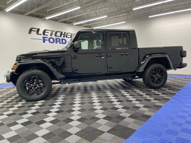 2021 Jeep Gladiator Sport S photo 3