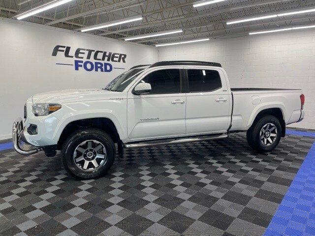 2021 Toyota Tacoma SR5 photo 3