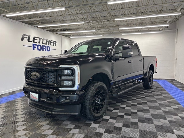 2026 Ford F-350 Super Duty Lariat's photo
