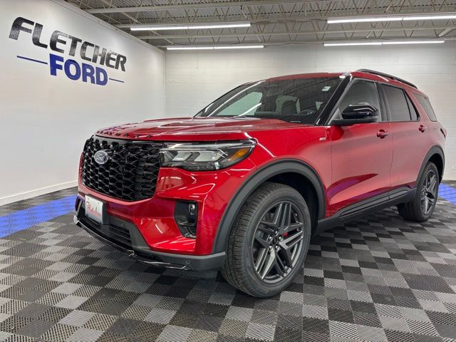 2026 Ford Explorer ST-LINE 4WD's photo