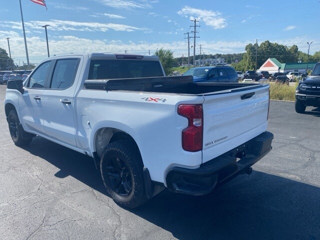 2024 Chevrolet Silverado 1500 photo 2