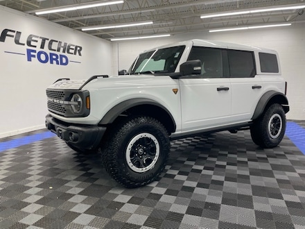 2025 Ford Bronco Badlands SUV