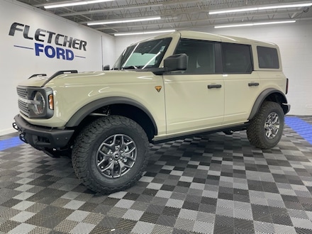 2025 Ford Bronco Badlands SUV