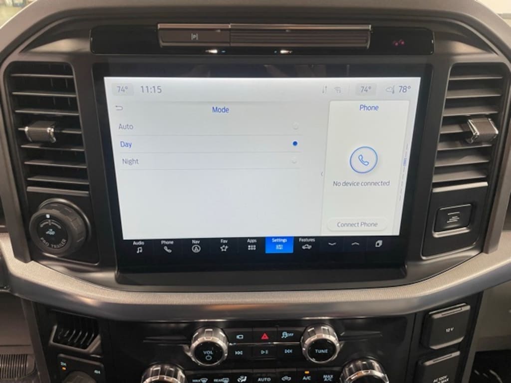 New 2025 Ford F-150 Lariat Truck