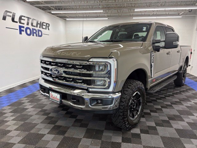 New 2027 Ford F-350 XLT Truck
