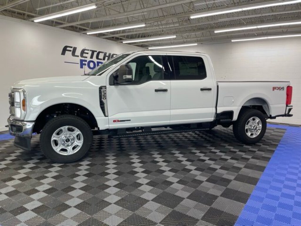 New 2025 Ford F-350 XLT Truck