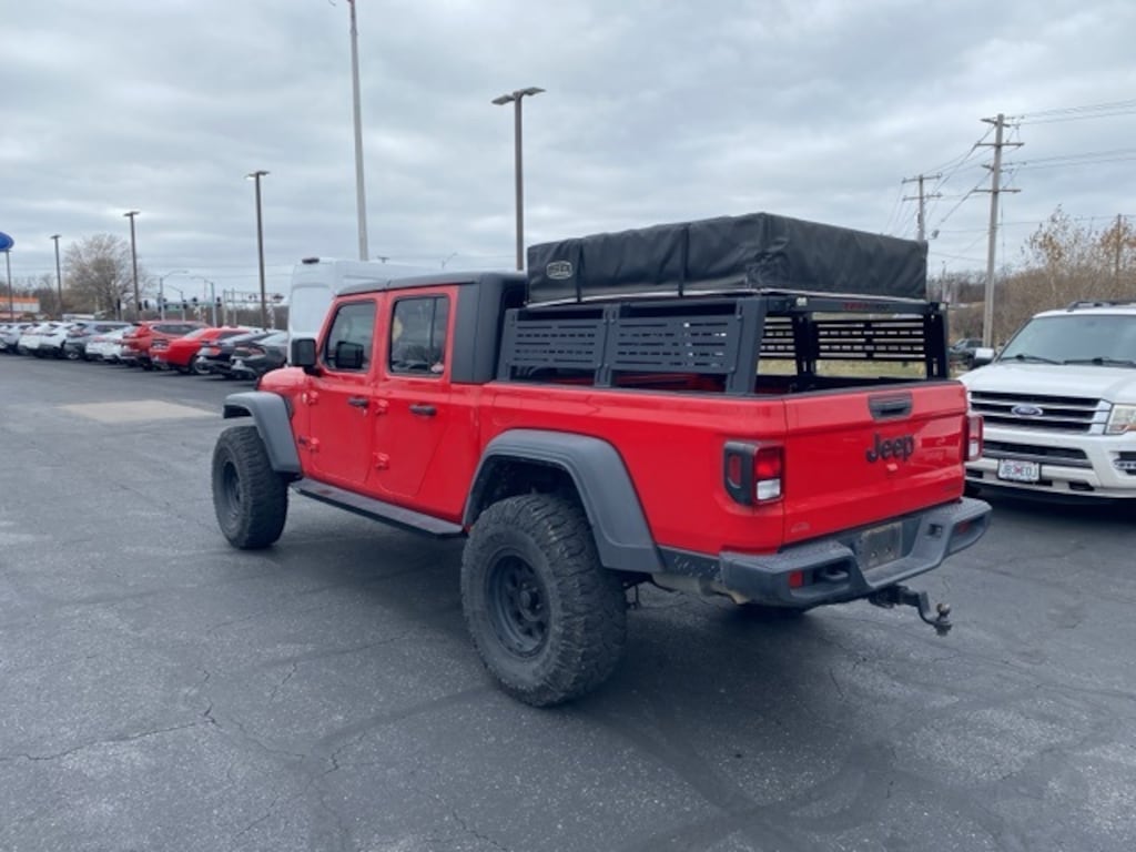 Used 2021 Jeep Gladiator Sport Truck