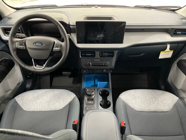 2025 Ford Maverick XLT photo 2