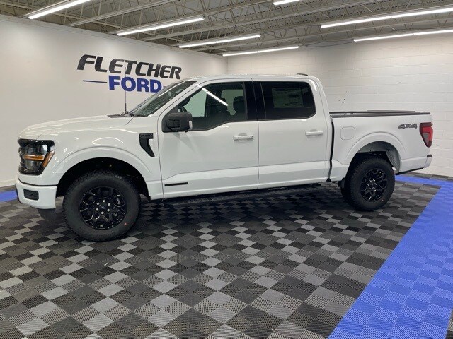 2025 Ford F-150 XLT photo 3