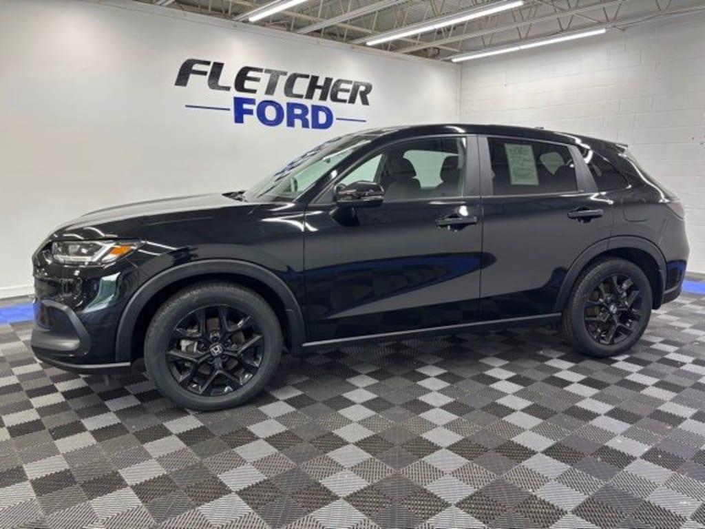 Used 2025 Honda HR-V Sport SUV
