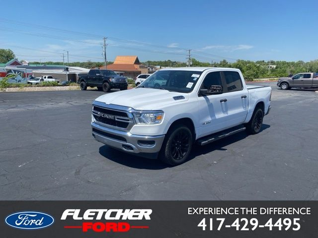 2019 RAM 1500 Tradesman 4x4 Crew Cab 5'7's photo