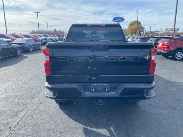 2024 Chevrolet Silverado 1500 Custom Trail Boss photo 2