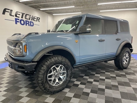 2025 Ford Bronco Badlands SUV