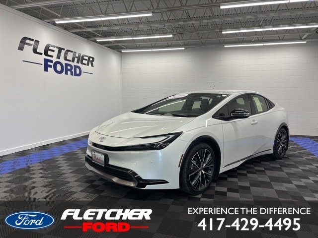 2023 Toyota Prius XLE's photo