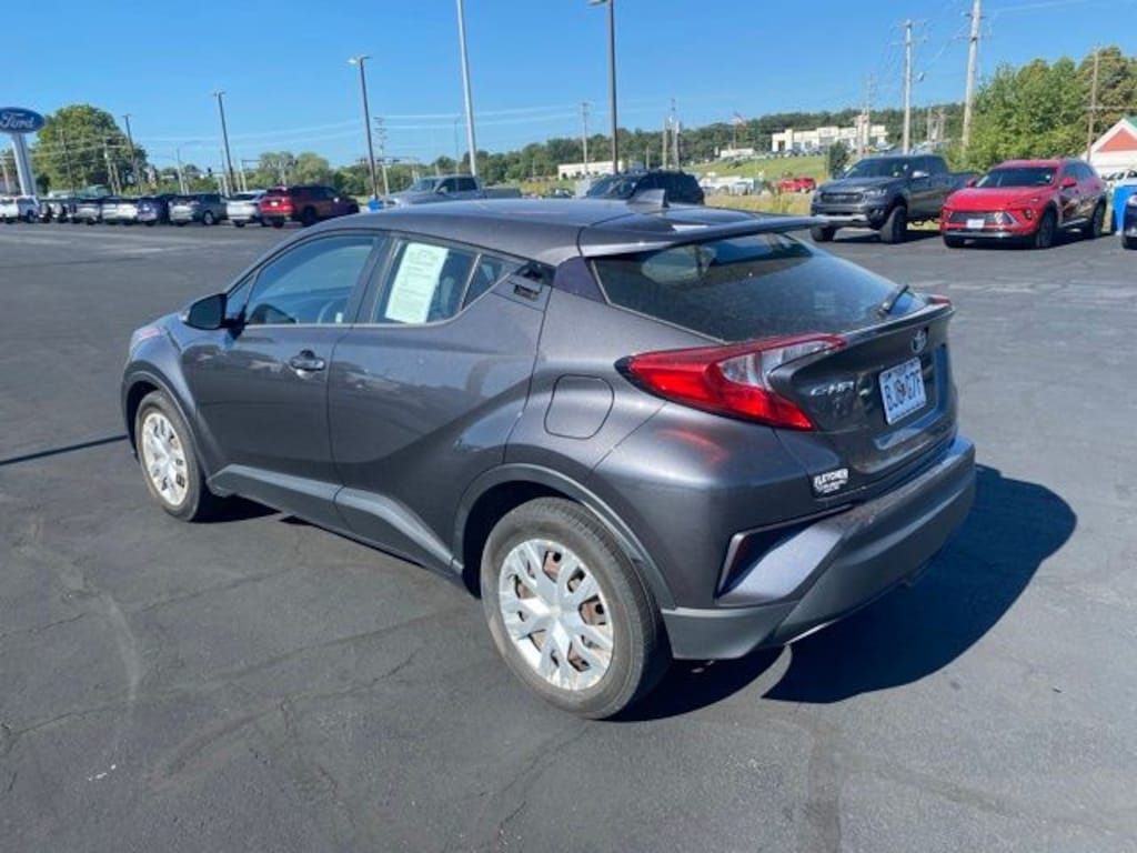 Used 2020 Toyota C-HR LE SUV