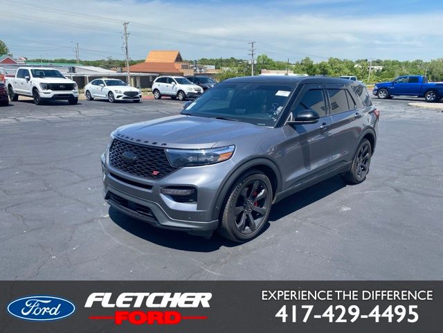 2022 Ford Explorer ST 4WD's photo