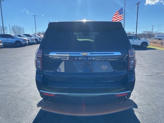 2024 Chevrolet Tahoe Premier photo 2