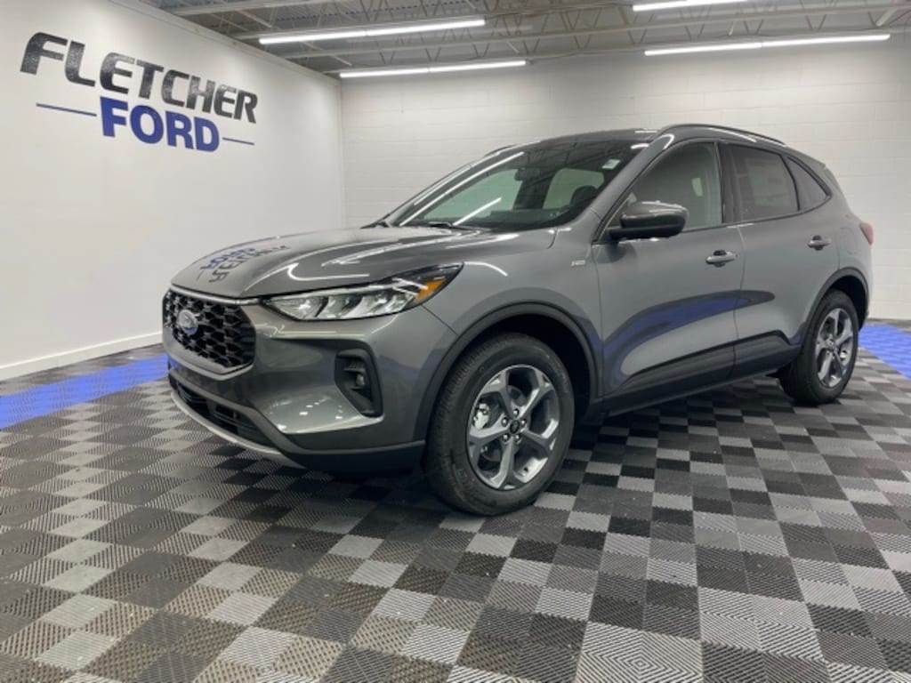 New 2026 Ford Escape Hybrid ST-Line Select SUV