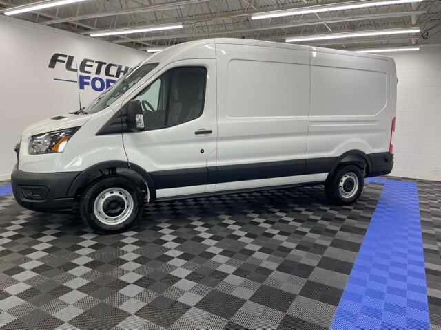 2025 Ford Transit photo 3