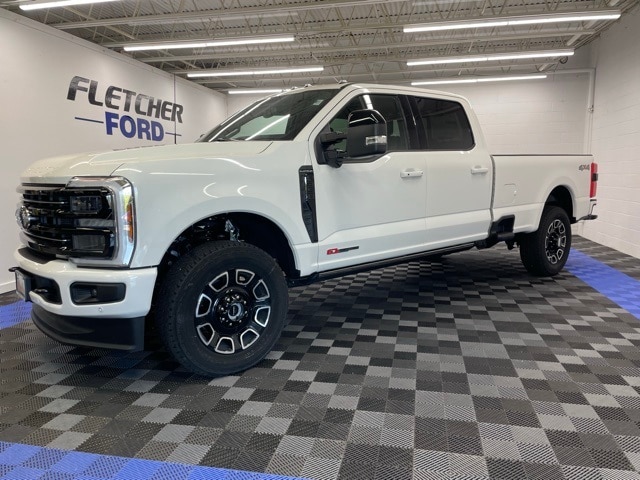 2025 Ford F-350 Super Duty Platinum
