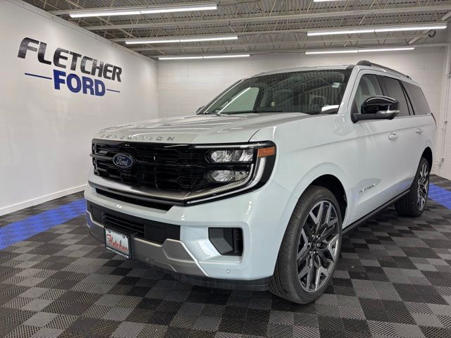 2026 Ford Expedition Platinum 4x4's photo