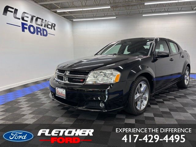 2013 Dodge Avenger SXT's photo