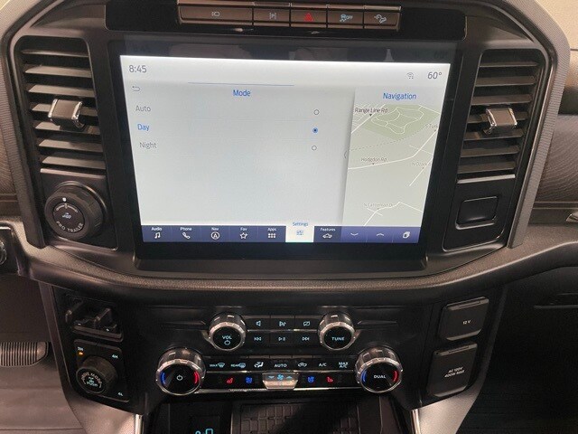 2023 Ford F-150 Platinum photo 4