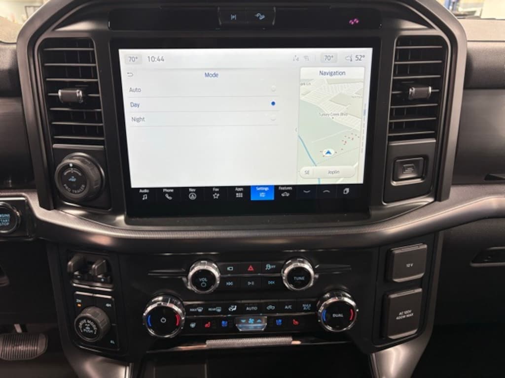 New 2025 Ford F-150 Lariat Truck