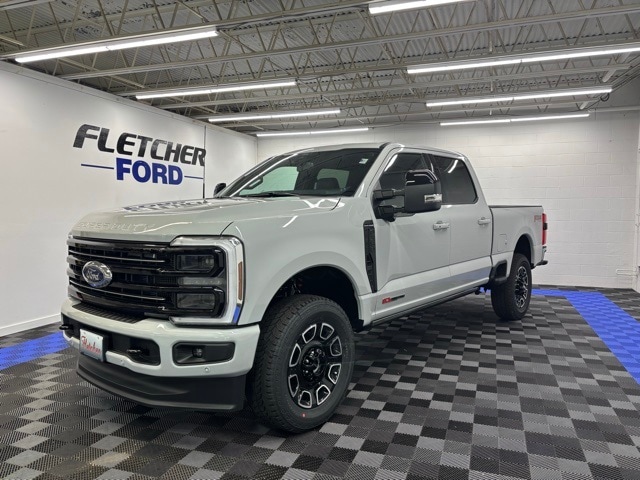 2026 Ford F-350 Super Duty Platinum's photo
