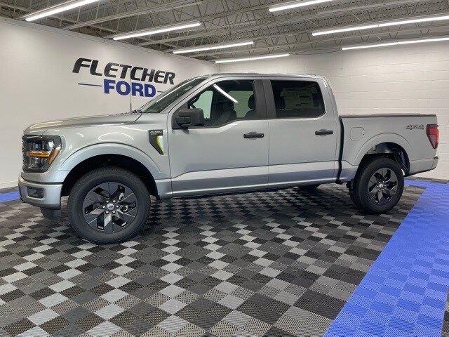 2025 Ford F-150 STX photo 2
