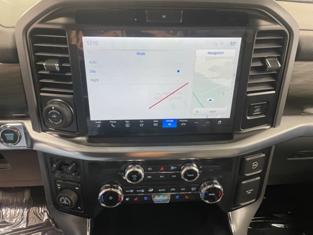 New 2025 Ford F-150 Lariat Truck