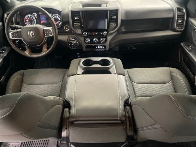 2025 Ram 1500 Tradesman photo 2