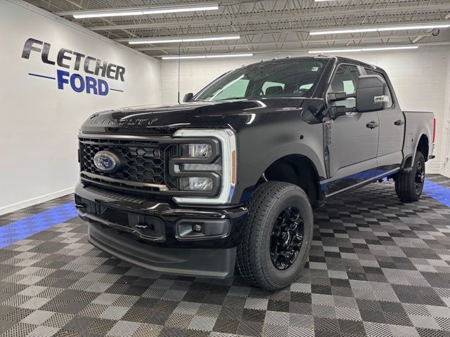 2026 Ford F-250 XL 4x4 Crew Cab 6-3/4' Box's photo