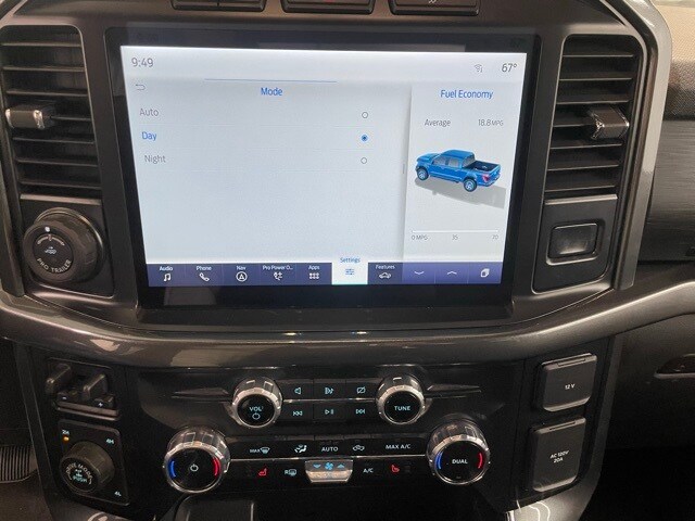 2023 Ford F-150 XLT photo 2