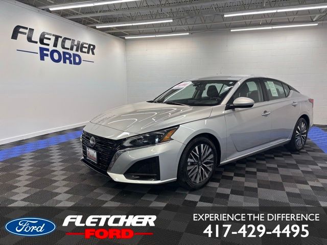 2023 Nissan Altima SV