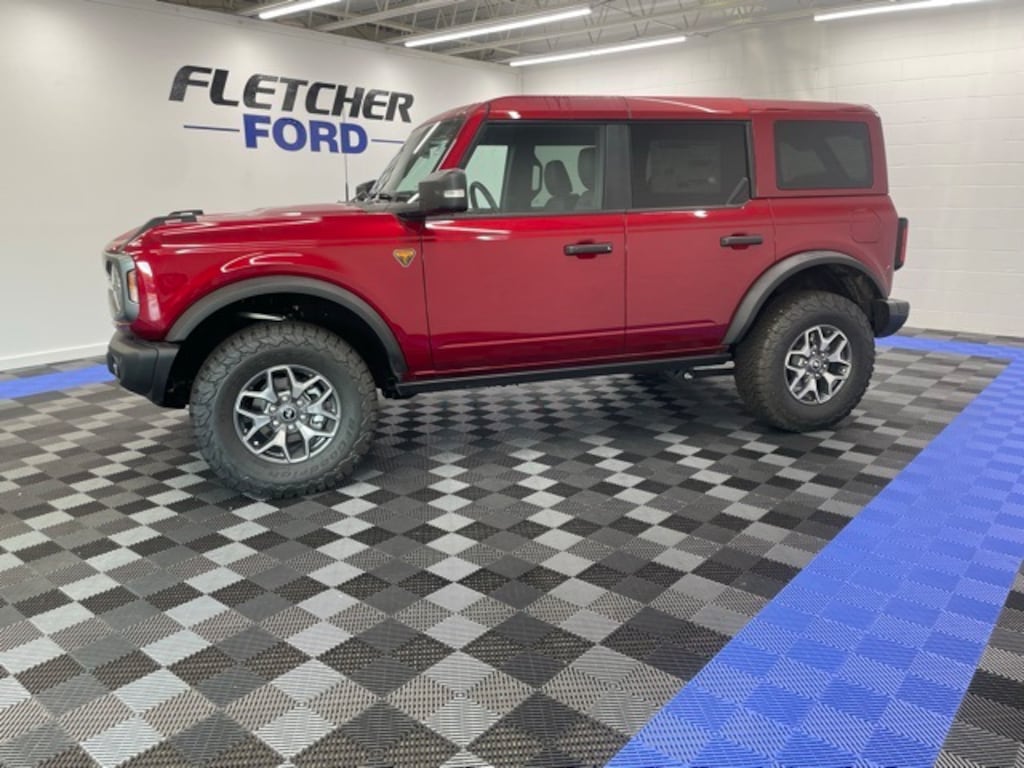 New 2025 Ford Bronco Badlands SUV