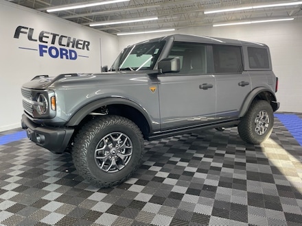 2025 Ford Bronco Badlands SUV