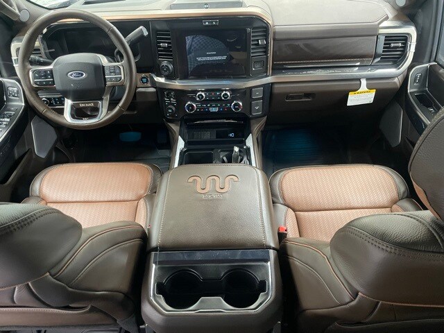 2026 Ford F-250 King Ranch photo 2