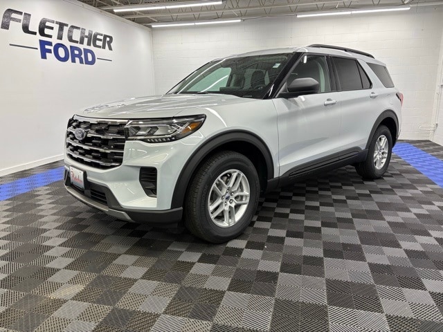 2026 Ford Explorer Active's photo
