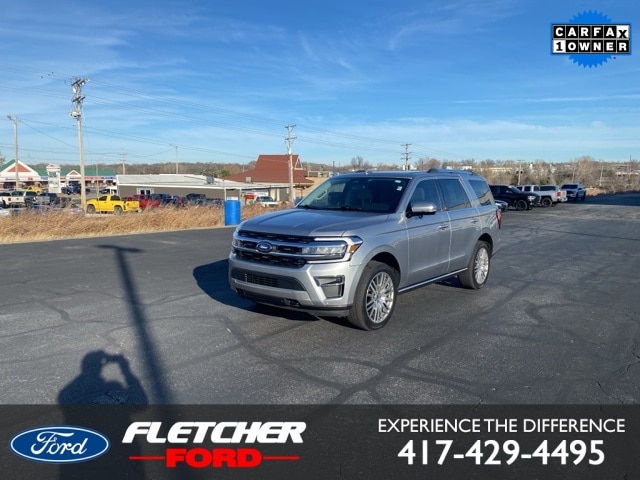 2023 Ford Expedition Limited's photo