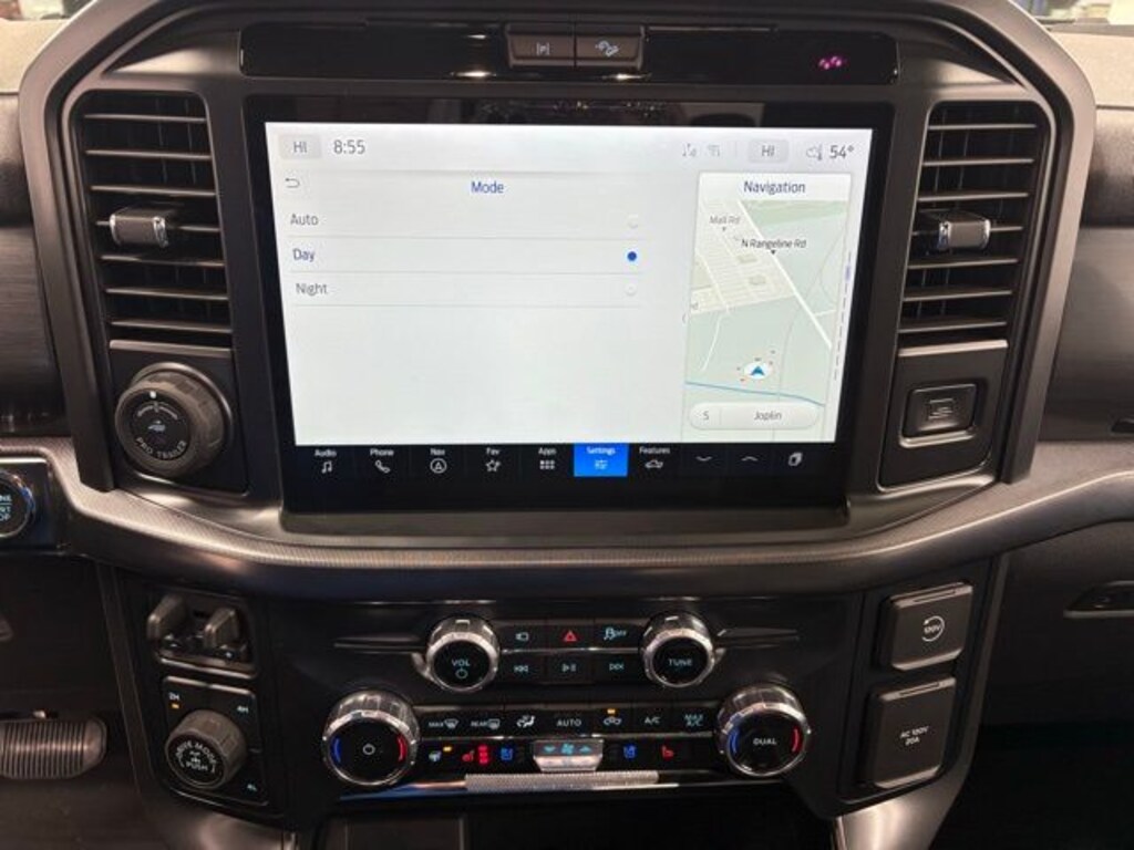 New 2025 Ford F-150 Lariat Truck