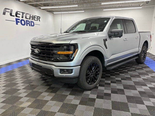 2025 Ford F-150 XLT's photo