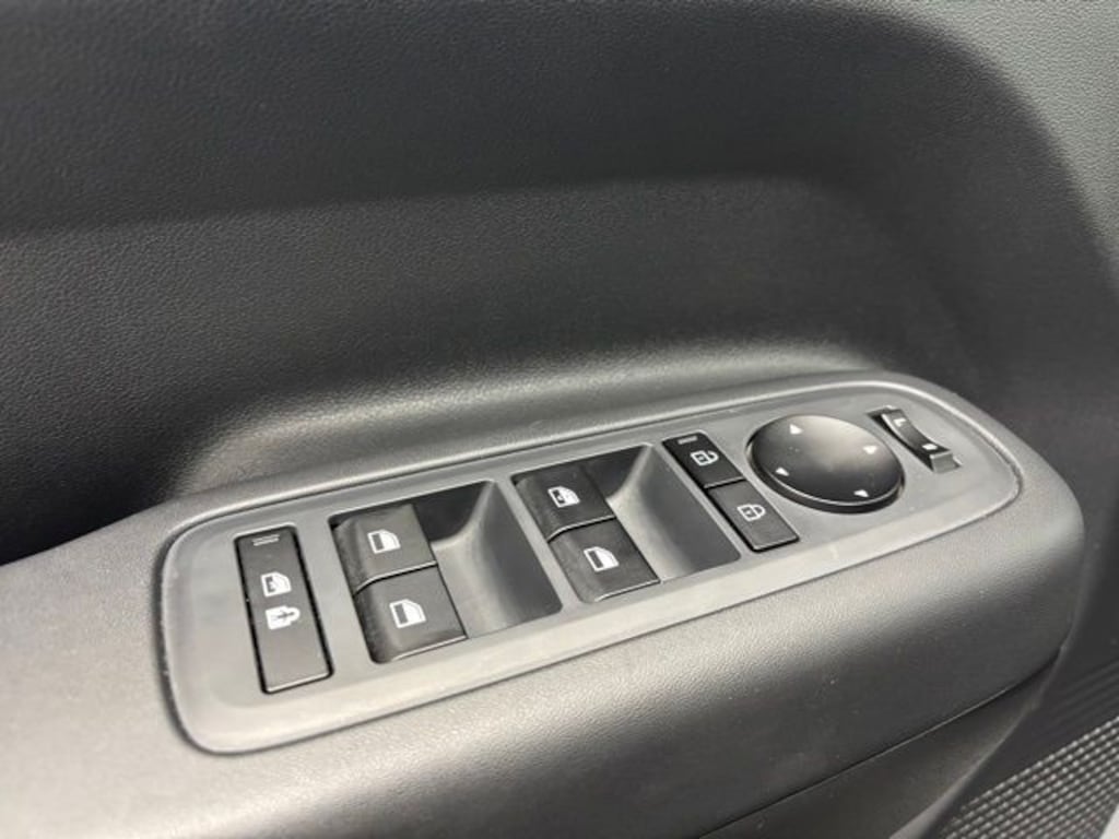 Used 2025 Hyundai Santa Fe SE SUV