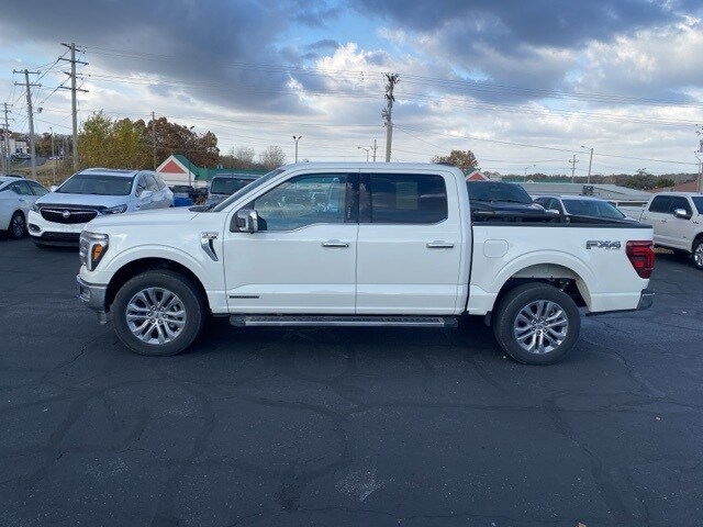 2024 Ford F-150 Lariat photo 2