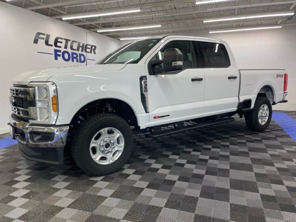 New 2025 Ford F-350 XLT Truck