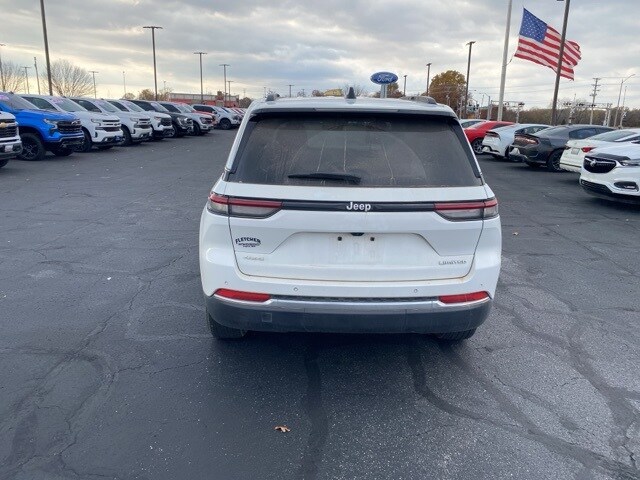 2025 Jeep Grand Cherokee Limited photo 4
