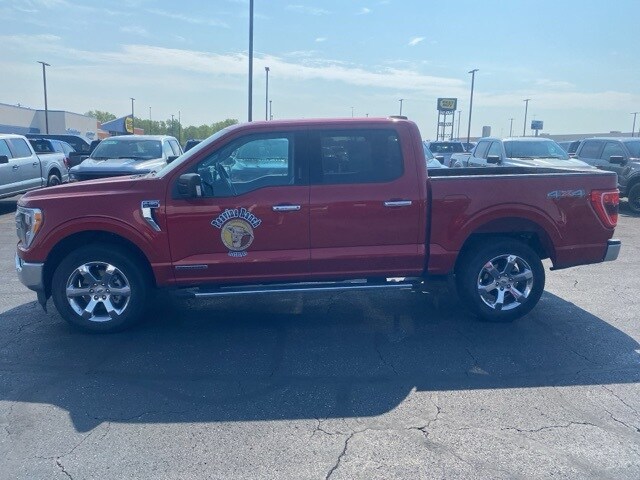 2022 Ford F-150 XLT photo 2